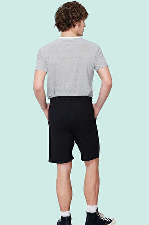 Erkek Yazlık Şort Lastikli Bel Casual Stil Boru Paça Günlük Kullanım Yaz Aylarının Vazgeçilmezi