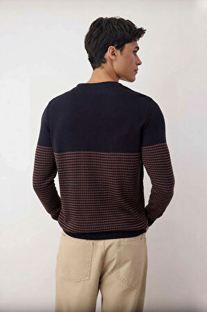 Erkek Uzun Kol Bisiklet Yaka Çizgili Triko Kazak Soğuk Havalarda Şıklık ve Konfor Sunar Kaliteli