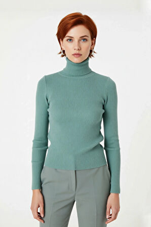 Kadın Basic Balıkçı Yaka Fitted Triko Kazak Akrilik Kumaşıyla Kış Kombinlerinin Vazgeçilmezi