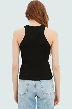 Şık Viskoz Bluz Fitted Bisiklet Yaka Kolsuz Yaz Koleksiyonu Günlük Kullanım Rahat Ve