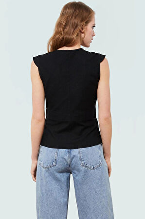 Yazlık Kolsuz Bluz Pamuklu Keten Görünümlü V Yaka Düğmeli Rahat Kesim Özenle Seçilmiş