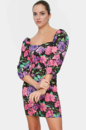 Kemerli Balon Kollu Kadın Mini Elbisesi Queen Crep Dokuma Çok Modern Stil Mükemmel Uyum