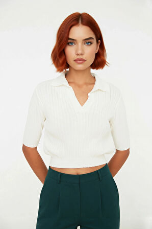 Kadın Casual Ortamlar İçin Ekru Regular Kesim Kısa Kollu Polo Yaka Fitilli Crop Triko Bluz Şık