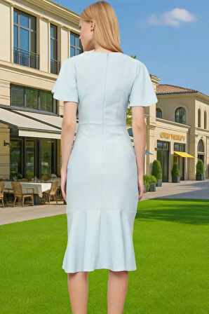 Kadın Basic Koleksiyon Midi Elbise Finike Kumaş Özel Tasarım Rahat Ve Şık Modern Stil Seçkin Malzeme