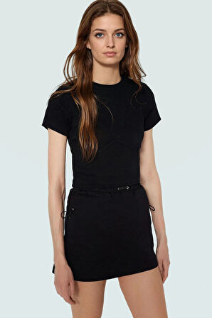 Örme Crop Bluz Bisiklet Yaka Fitted Kalıp Pamuklu Yazlık Kemersiz Uzun Ömürlü