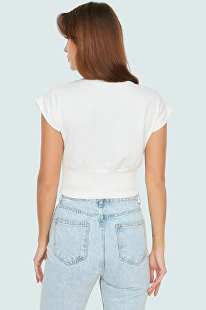 Kolsuz Crop Bluz Renk Regular Kalıp Polyester Örme Kumaş Profesyonel Görünüm Rahat Kullanım