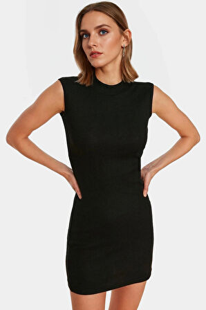 Bisiklet Yaka Kolsuz Mini Elbise Bodycon Kalıp Örme Kumaş Dayanıklı Malzeme Trend Tasarım