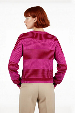 Kadın Basic Siluet Uzun Kollu Oversize Kesim Renk Bloklu Pike Dokuma Triko Kazak Kış Kombinlerinin