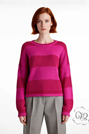 Kadın Basic Siluet Uzun Kollu Oversize Kesim Renk Bloklu Pike Dokuma Triko Kazak Kış Kombinlerinin