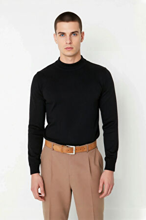 Erkek Yarım Balıkçı Yaka Fitted Basic Triko Kazak Kışlık Kombinlerinize Şık Ve Konforlu Bir Dokunuş.