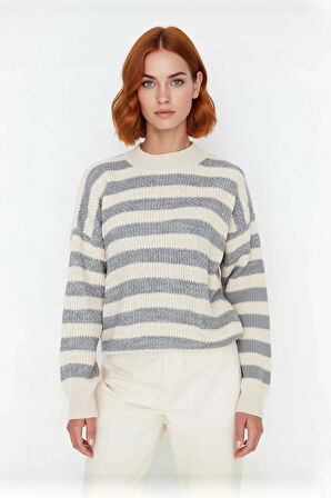 Kadın Oversize Kesim Bej Gri Çizgili Bisiklet Yaka Akrilik Triko Kazak Kışlık Konforu Kaliteli