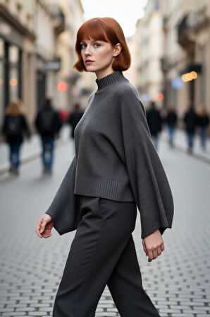 Kadın Basic Siluet Oversize Dik Yaka İspanyol Kol Akrilik Triko Kazak Konforlu Ve Modern Kaliteli