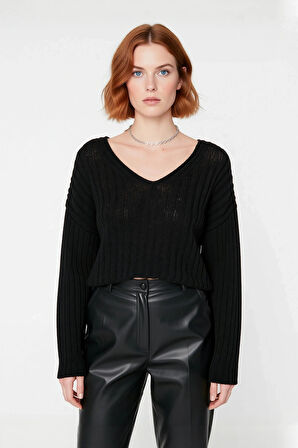 Kadın Basic V Yaka Geniş Kalıp Uzun Kollu Yünlü Triko Kazak Fitilli Dokusuyla Gün Boyu Konfor Sunar