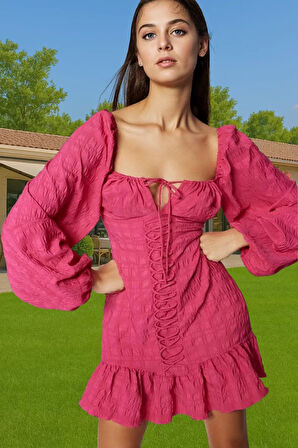 Kadın Şık Mini Elbise Göğüsten Bağlamalı Polyester Kumaş Yazlık Özel Günler Modern Stil