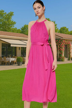 Rahat Viskoz Dokuma A Kesim Midi Elbise Kuşak Detayı ile Konforlu Kesim Şık Görünüm Seçkin Malzeme