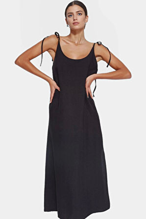 Askılı Midi Elbise Nefes Alan Polyester Kumaş Şık Shift Kesim Günlük Tarz Profesyonel Görünüm