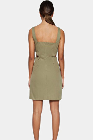 A Line Gabardin Mini Elbise Kolsuz Kare Yaka Cut Out Detay Pamuk Rahat Kullanım