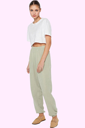 Kadın Lastikli Paça Jogger Pantolon Pamuk Rahat ve Şık Günlük Kombin Yaz Aylarının Vazgeçilmezi