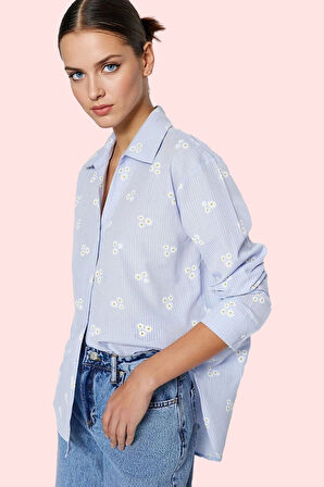 Kadın Oversize Regular Boy Dokuma Gömlek Pamuk Çiçekli Desenli Günlük Şıklık Modern Tasarım