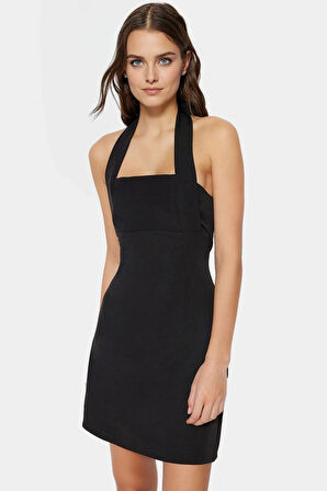 Mini Elbise Bodycon Dokuma Kumaş Boyundan Bağlamalı Türkiye Üretimi Dayanıklı Malzeme