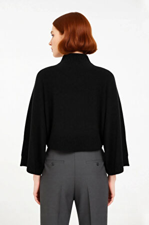 Kadın Basic Siluet Oversize Dik Yaka İspanyol Kol Akrilik Triko Kazak Konforlu Ve Modern Kaliteli