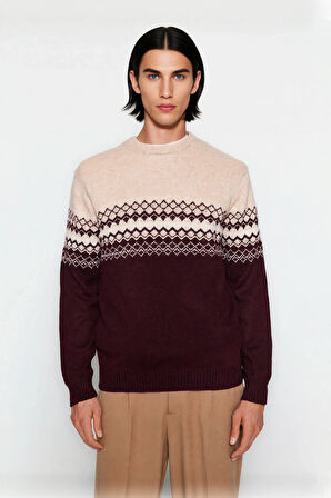 Erkek Fitted Bisiklet Yaka Etnik Desenli Triko Kazak Soğuk Havalar İçin Şık ve Konforlu Bir Tercih