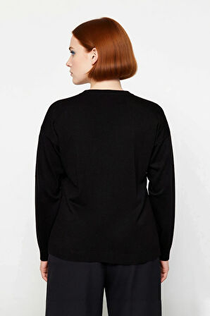 Kadın İnce Dik Yaka Uzun Kollu Triko Kazak Tül Detaylı Düz Desen Şık ve Özel Anlar İçin Harika