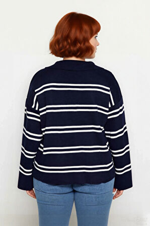 Kadın Triko Çizgili Polo Yaka Kazak Relaxed Kesimiyle Konforlu Ve Şık Bir Kış Kombini Yaratır