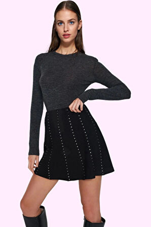 Kadın Yazlık Mini Etek Beli Lastikli Nefes Alan Örme Kumaş Şık Tasarım Yaz Aylarının Vazgeçilmezi