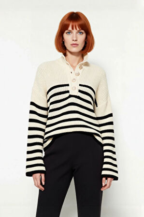 Kadın Düşük Kol Çizgili Dik Yaka Oversize Triko Kazak Rahat Crop Kesim Kış Modası Kaliteli