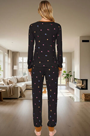 Çiçek Desenli Pamuklu Pijama Takımı Regular Boru Paça Kaliteli İşçilik Modern Stil