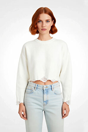 Kadın Basic Siluet Oversize Triko Kazak Crop Düşük Kol Akıtma Detaylı Soğuk Havalar İçin İdeal