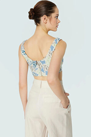 Basic Koleksiyon Fitted Crop Bluz Kare Yaka Çok Çiçek Desenli Dokuma Uzun Ömürlü