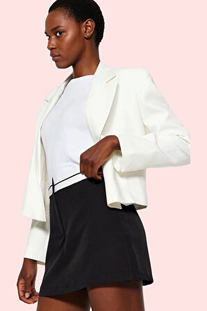 Kadın Yazlık Kısa Şort Etek Polyester Elastan Kemerli Günlük Hafta Sonu Yaz Aylarının Vazgeçilmezi