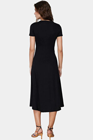 Şık ve Rahat Midi Elbise Viskoz Örme Kumaş Bisiklet Yaka Casual Stil Kullanım Yüksek Kalite