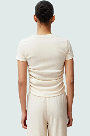 Büzgü Detaylı Rahat Bluz Dik Yaka Kısa Kol Örme Kumaş Trend Tasarım Premium Kalite