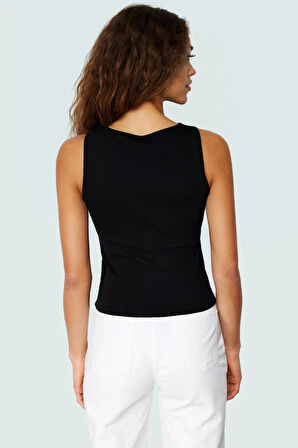 Nefes Alan Pamuklu Bluz Düğmeli Fitted Asimetrik Yazlık Modern Stil Özel Tasarım Uzun Ömürlü