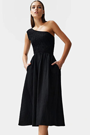 Şık ve Rahat Yazlık Midi Elbise Tek Omuz Polyester Kaliteli İşçilik Zarifane Tasarım