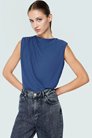 Yazlık 100% Polyester Regular Kalıp Bisiklet Yaka Bluz Zarifane Tasarım Kaliteli İşçilik