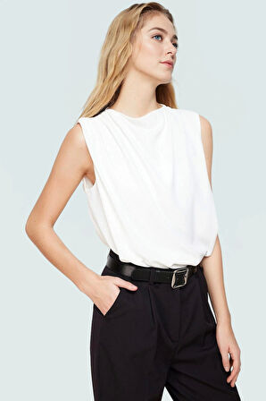 Yazlık 100% Polyester Regular Kalıp Bisiklet Yaka Bluz Zarifane Tasarım Kaliteli İşçilik