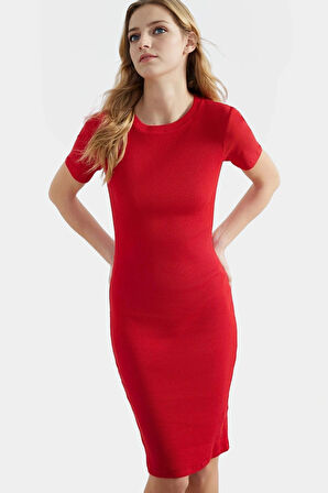 Rahat ve Şık Midi Elbise Polyester Pamuk Karışımı Bisiklet Yaka Seçkin Malzeme