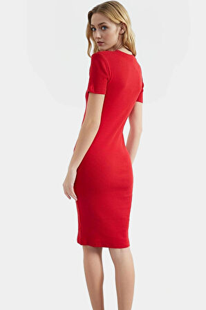 Rahat ve Şık Midi Elbise Polyester Pamuk Karışımı Bisiklet Yaka Seçkin Malzeme