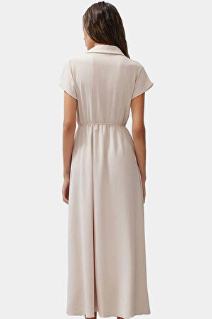 A line Kruvaze Yaka Kısa Kollu Aerobin Elbise Şıklık ve Konfor Bir Arada Seçkin Malzeme