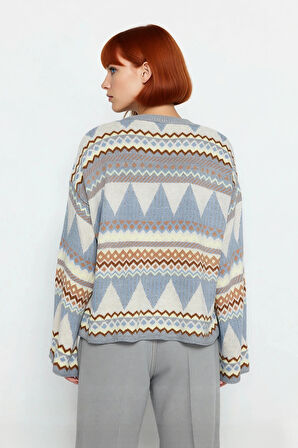 Kadınlara Özel Etnik Desenli Oversize Düşük Kol Bisiklet Yaka Triko Kazak Soğuk Havalara Uyumlu