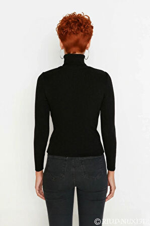 Kadın Basic Balıkçı Yaka Fitted Triko Kazak Akrilik Kumaşıyla Kış Kombinlerinin Vazgeçilmezi