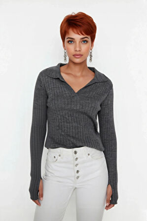 Kadınlar İçin Uzun Kollu Regular Fitilli Triko Kazak Polo Yaka Detaylı Kışlık Şık Görünüm Kaliteli