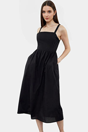 A Kesim Kolsuz Midi Elbise Yazın Şıklığı ve Rahatlığı Özel Tasarım Şık Görünüm Trend