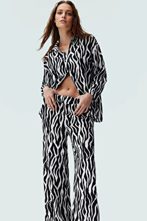 Rahat Yazlık Takım Elbise Viskoz Dokuma Kumaş Şal Desenli Konforlu Kesim Trend Tasarım