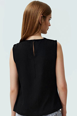 Yazlık 100% Polyester Regular Kalıp Bisiklet Yaka Bluz Zarifane Tasarım Kaliteli İşçilik