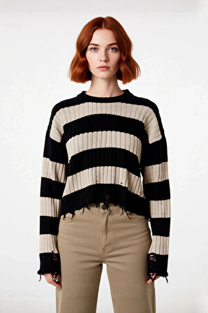 Kadın Modern Bisiklet Yaka Çizgili Akrilik Triko Crop Kazak Akıtma Detaylı Şık Kombinler Kaliteli